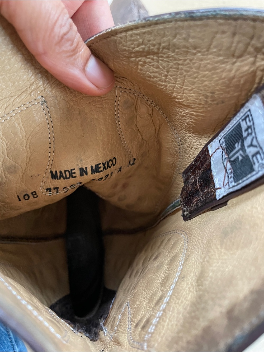 Frye Billy stud - Picture 4 of 4